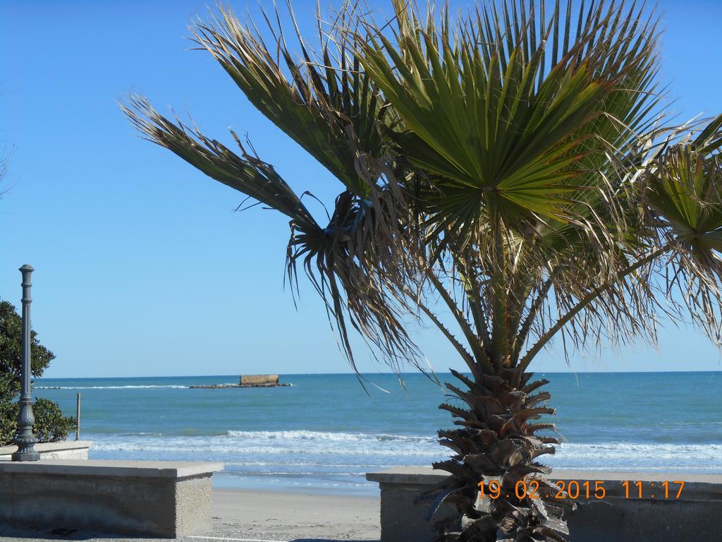 Holiday Home Salento Лече Стая снимка